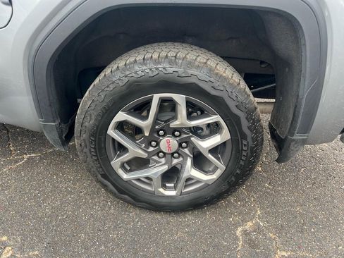 Used 2024 GMC Sierra 1500 SLT w/ SLT Premium Plus Package image 8