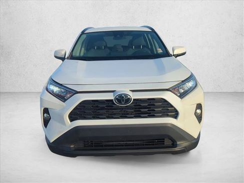Certified 2021 Toyota RAV4 XLE FWD image 3