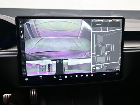 Used 2022 Tesla Model S Plaid image 16