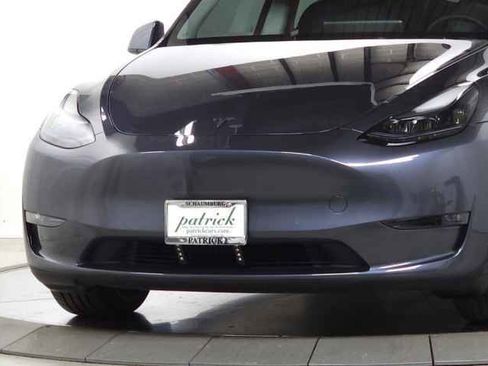 Used 2022 Tesla Model Y Performance image 3
