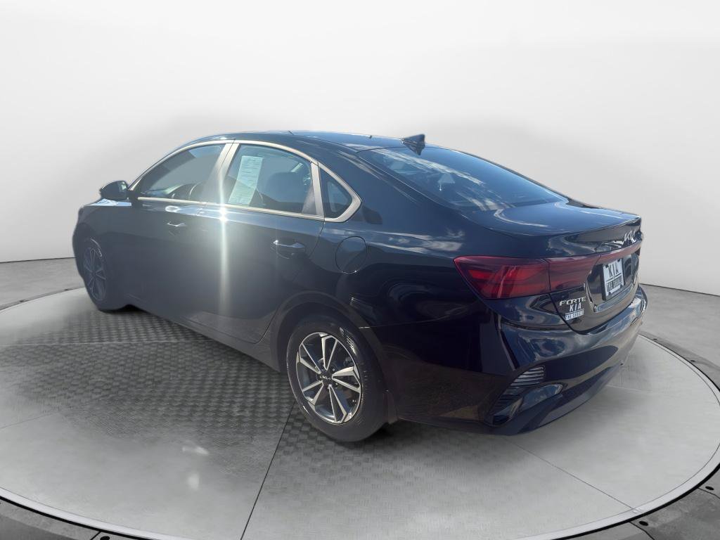 Used 2023 Kia Forte LXS w/ LXS Technology Package FWD image 7