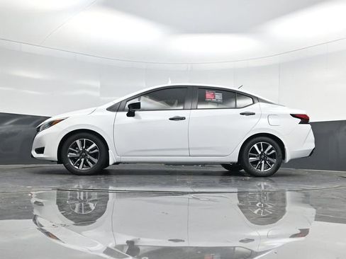 Used 2025 Nissan Versa S w/ S Plus Package image 51