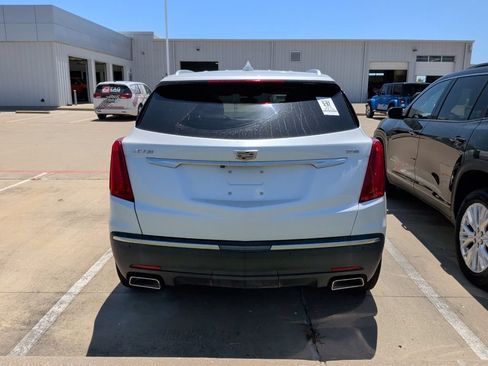 Used 2019 Cadillac XT5 FWD image 7