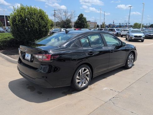 Used 2025 Subaru Legacy Limited image 7