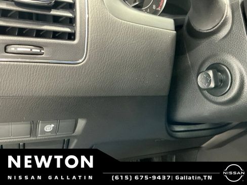 Used 2021 Nissan Armada SV RWD image 33