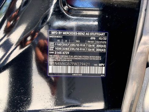 Used 2023 Mercedes-Benz GLB 250 image 36