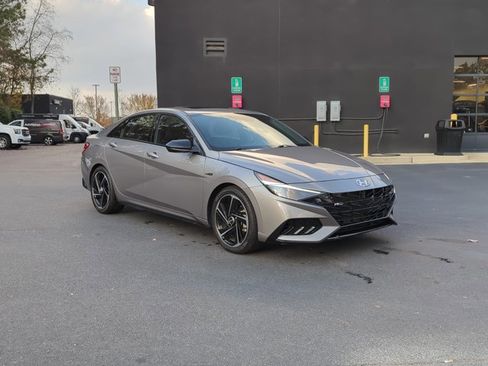 Used 2023 Hyundai Elantra N Line image 3