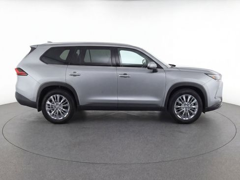 Certified 2026 Toyota Grand Highlander AWD image 8