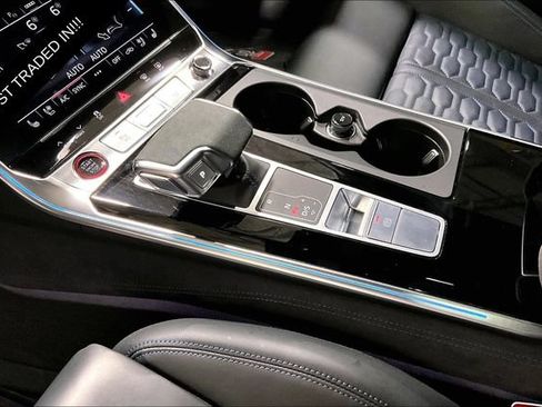 Used 2025 Audi RS 7 Performance w/ Matte Carbon Package AWD/4WD image 8