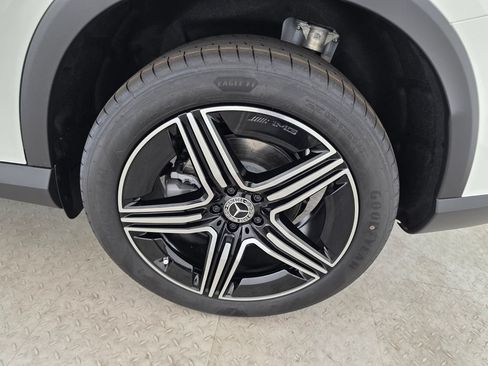 New 2026 Mercedes-Benz GLC 300 4MATIC image 12