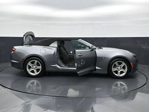 Used 2020 Chevrolet Camaro LT RWD image 45