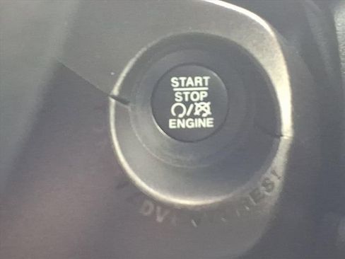 Used 2021 Jeep Renegade Limited w/ Trailer Tow Group image 16