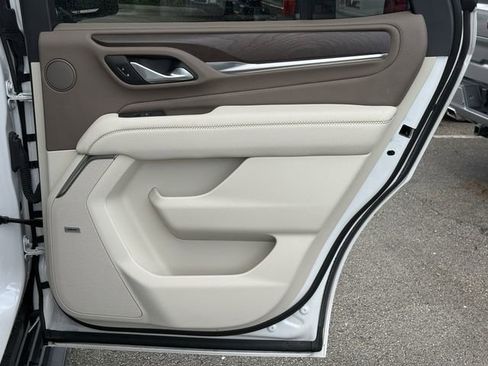 Used 2022 GMC Yukon Denali image 37