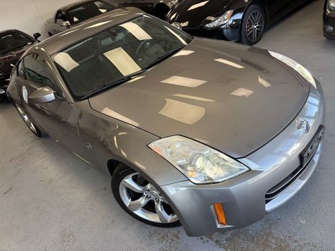 Used 2008 Nissan 350Z Enthusiast w/ Cargo Convenience Pkg RWD image 7
