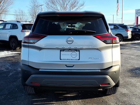 Used 2023 Nissan Rogue SV image 30