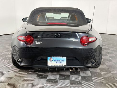 Used 2017 MAZDA MX-5 Miata Sport RWD image 10
