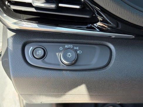 New 2026 Buick Envista Sport Touring FWD image 30