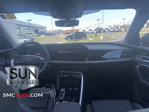 New 2025 Audi Q5 Premium Plus image 18
