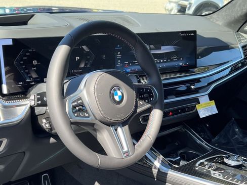New 2026 BMW X7 M60i image 13