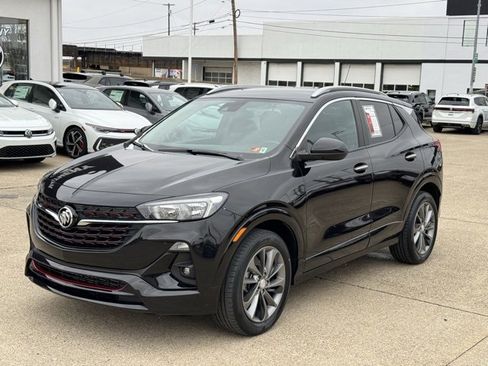 Used 2021 Buick Encore GX Preferred w/ Sport Touring Package image 1