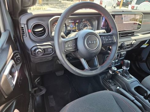 Used 2024 Jeep Wrangler Rubicon AWD/4WD image 14