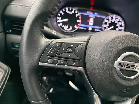 Used 2022 Nissan Sentra SV image 23