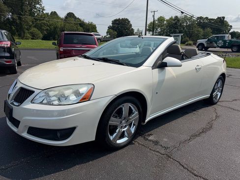 Used 2009 Pontiac G6 GT w/ Sport Package 1 FWD image 26
