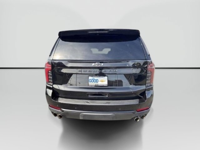 Used 2025 Chevrolet Suburban Z71 AWD/4WD image 4