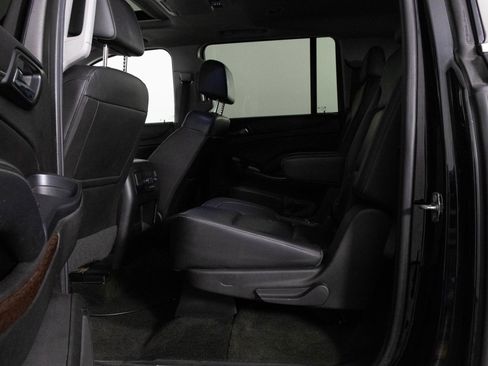 Used 2017 GMC Yukon XL SLT image 14