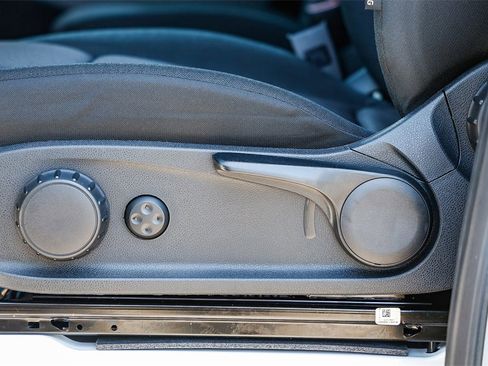 Used 2024 Mercedes-Benz eSprinter 170 Cargo image 19