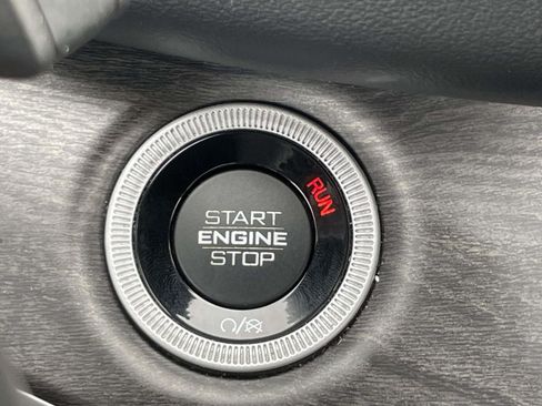 Used 2023 Jeep Grand Cherokee 4WD 4xe image 27