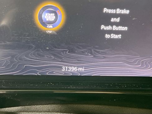 Used 2022 Jeep Wagoneer Series III w/ Rear Seat Video Group 1 image 12