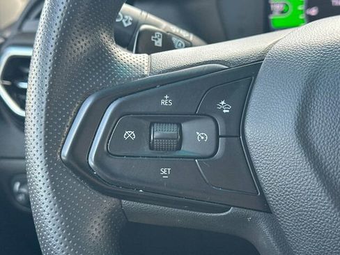 Used 2022 Chevrolet Bolt LT image 28