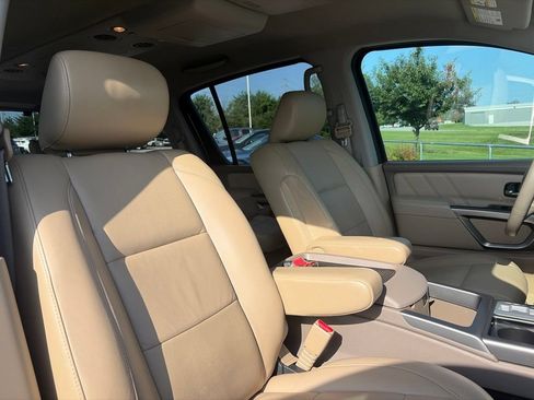 Used 2015 Nissan Armada SL AWD/4WD image 27