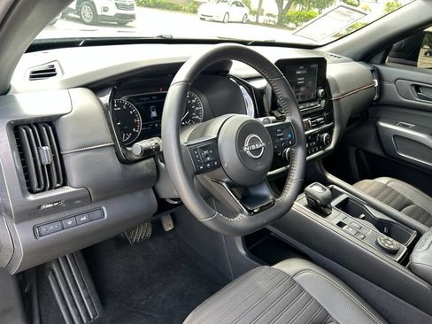 Certified 2025 Nissan Pathfinder Rock Creek AWD/4WD image 24
