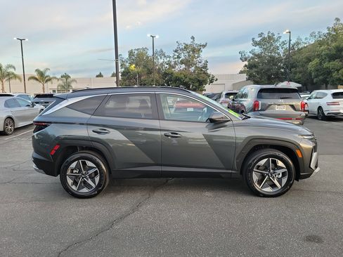 Certified 2025 Hyundai Tucson SEL image 4