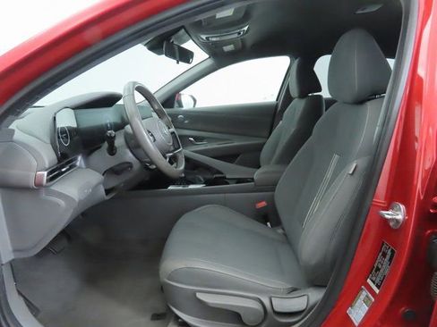 Used 2023 Hyundai Elantra SEL w/ Convenience Package image 20