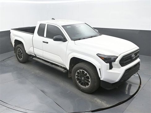 Used 2025 Toyota Tacoma SR w/ Towing Package image 24