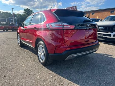 Used 2024 Ford Edge SEL w/ Convenience Package AWD/4WD image 5