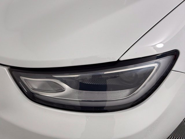 Used 2025 Chrysler Pacifica Limited FWD image 11