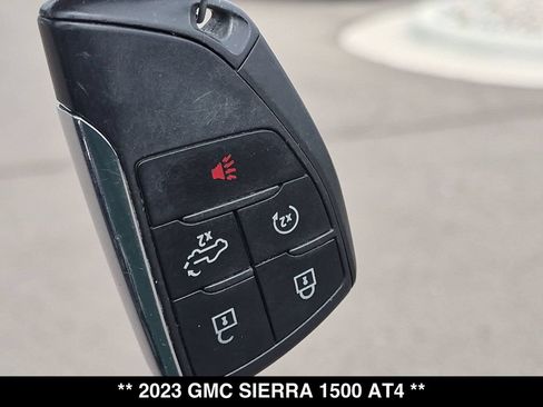 Used 2023 GMC Sierra 1500 AT4 w/ AT4 Premium Package AWD/4WD image 28