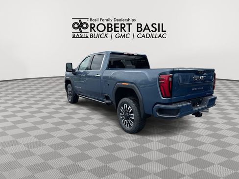 New 2026 GMC Sierra 3500 Denali Ultimate AWD/4WD image 6