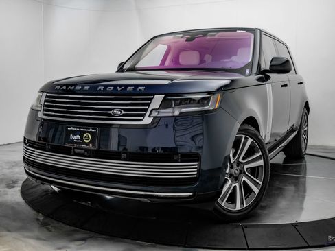 Used 2023 Land Rover Range Rover SV AWD/4WD image 6