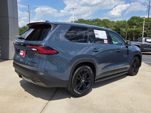 New 2026 Toyota Grand Highlander FWD image 13