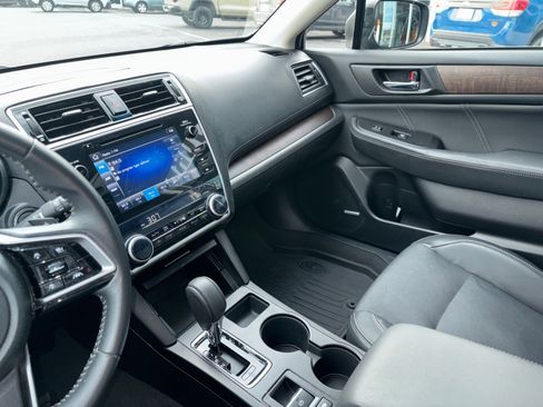 Used 2018 Subaru Outback 2.5i Limited image 26