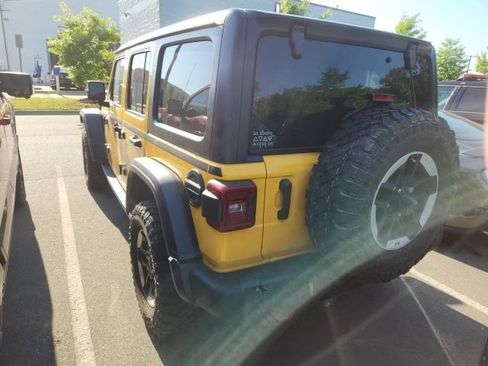Used 2021 Jeep Wrangler Unlimited Rubicon AWD/4WD image 4