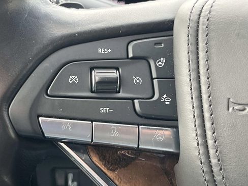 Used 2021 Cadillac Escalade ESV Sport Platinum image 32