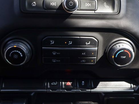 Used 2021 Chevrolet Silverado 2500 Custom w/ Custom Value Package AWD/4WD image 32