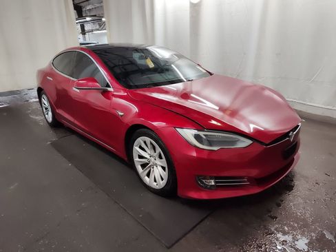 Used 2017 Tesla Model S 75D image 1