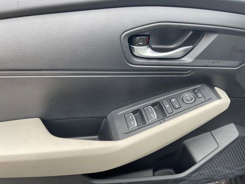 Used 2024 Honda Accord LX image 7